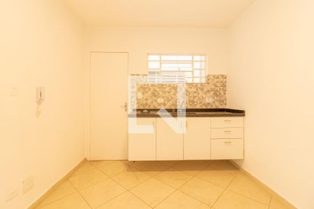 Sala/Cozinha de apartamento para alugar com 1 quarto, 34m² em Parque São George, Cotia