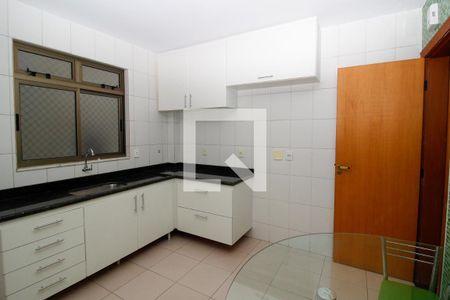 Cozinha de apartamento à venda com 4 quartos, 106m² em Castelo, Belo Horizonte