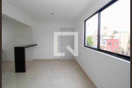 Sala de apartamento à venda com 2 quartos, 65m² em Floresta, Belo Horizonte