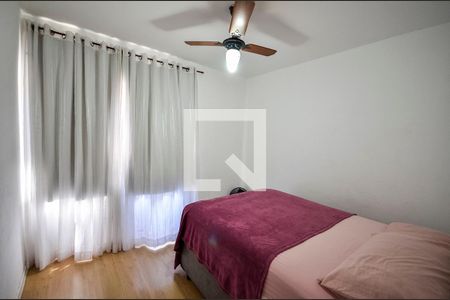 Quarto 2 de apartamento à venda com 3 quartos, 53m² em Grajaú, Rio de Janeiro