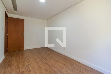 Quarto 1 de apartamento para alugar com 2 quartos, 68m² em Cavalhada, Porto Alegre