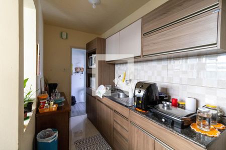 Cozinha de apartamento para alugar com 3 quartos, 83m² em Cristal, Porto Alegre