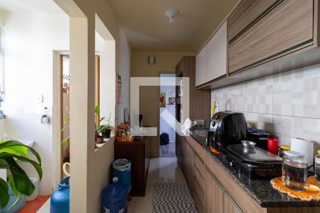 Cozinha de apartamento para alugar com 3 quartos, 83m² em Cristal, Porto Alegre