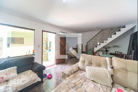 Sala de casa para alugar com 5 quartos, 285m² em Vila Curuçá, Santo André