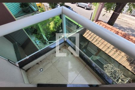 Sacada de casa para alugar com 3 quartos, 300m² em Vila Alpina, Santo André