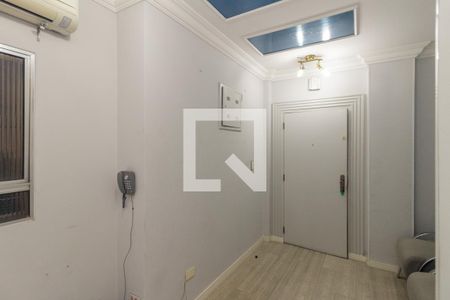 Hall de Entrada de apartamento para alugar com 1 quarto, 40m² em Centro Histórico de São Paulo, São Paulo