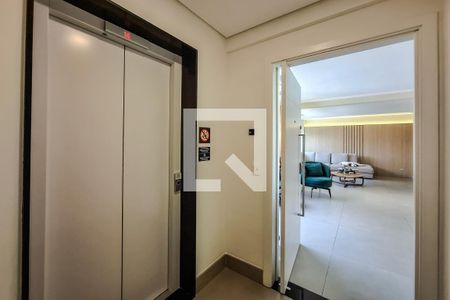 Apartamento à venda com 114m², 3 quartos e 3 vagasCorredor