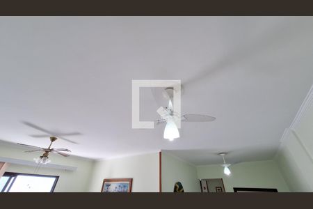 Detalhe da sala de apartamento para alugar com 3 quartos, 169m² em Guilhermina, Praia Grande