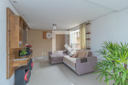 Sala de casa à venda com 4 quartos, 150m² em Calafate, Belo Horizonte