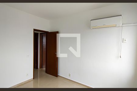 quarto 1 de apartamento para alugar com 2 quartos, 80m² em Freguesia (jacarepaguá), Rio de Janeiro