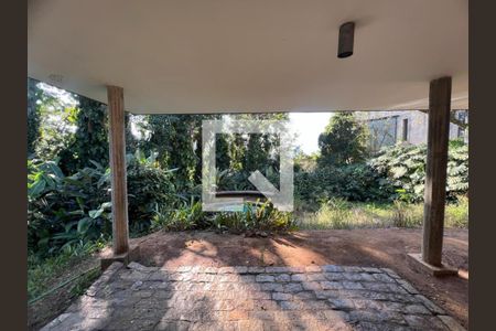 Garagem de casa à venda com 3 quartos, 350m² em Cidade Jardim, São Paulo