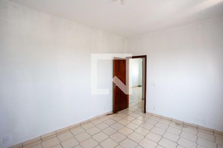 Quarto de casa para alugar com 1 quarto, 40m² em Casa Grande, Diadema