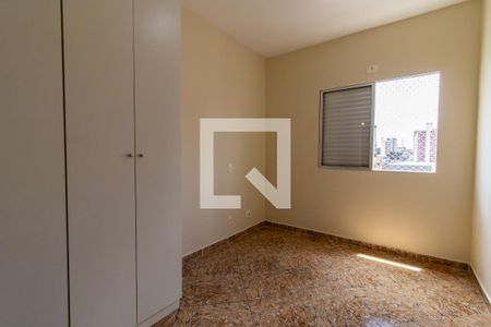 Suíte de apartamento para alugar com 3 quartos, 77m² em Vila Itapura, Campinas