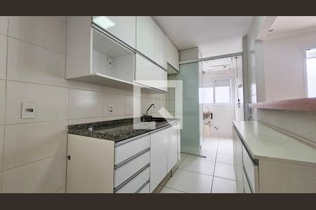 Cozinha de apartamento para alugar com 2 quartos, 84m² em Campininha, São Paulo