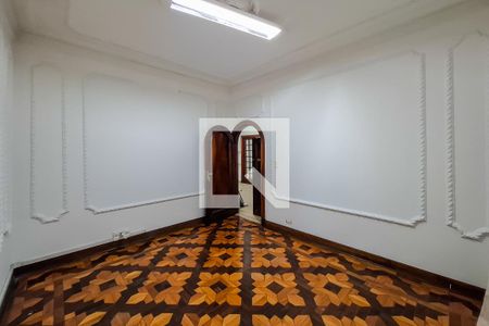 Quarto de casa para alugar com 5 quartos, 500m² em Vila Monumento, São Paulo