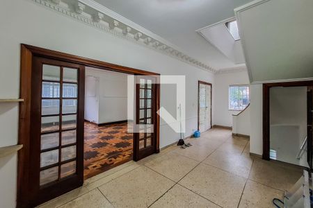 Sala de casa para alugar com 5 quartos, 500m² em Vila Monumento, São Paulo