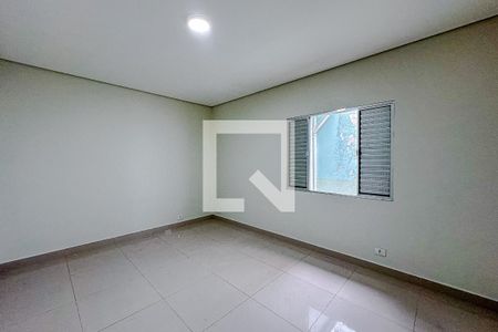 Quarto 1 de casa para alugar com 3 quartos, 280m² em Vila Monumento, São Paulo