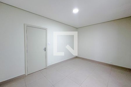 Quarto 1 de casa para alugar com 3 quartos, 280m² em Vila Monumento, São Paulo