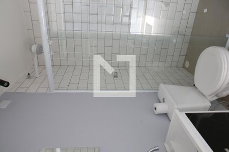 Banheiro de apartamento para alugar com 1 quarto, 27m² em Perdizes, São Paulo