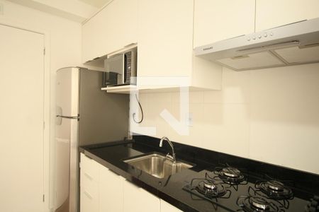 Sala/Cozinha de apartamento para alugar com 2 quartos, 31m² em Jardim Monte Kemel, São Paulo