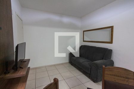 Sala de apartamento para alugar com 2 quartos, 45m² em Gávea, Uberlândia