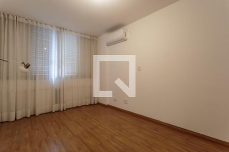 Quarto  de apartamento para alugar com 2 quartos, 95m² em Jardim Europa, São Paulo