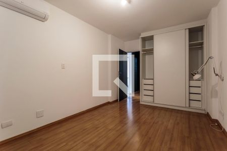 Quarto  de apartamento para alugar com 2 quartos, 95m² em Jardim Europa, São Paulo