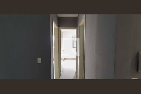 Corredor de apartamento para alugar com 2 quartos, 48m² em São Pedro, Osasco