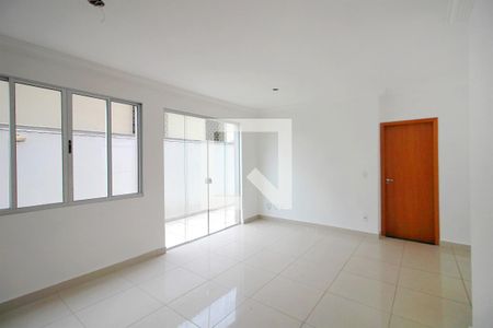 Sala de apartamento para alugar com 3 quartos, 170m² em Santa Tereza, Belo Horizonte