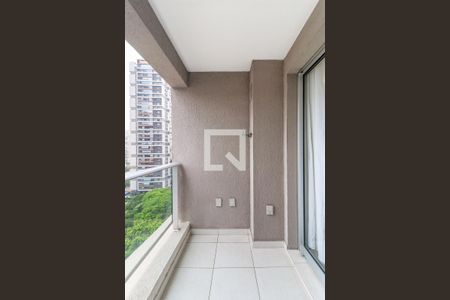 Varanda de kitnet/studio à venda com 1 quarto, 33m² em Itaim Bibi, São Paulo