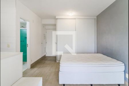 Sala/Quarto de kitnet/studio para alugar com 1 quarto, 33m² em Itaim Bibi, São Paulo