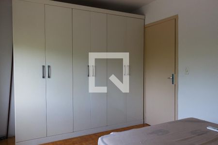 Quarto 1 de apartamento para alugar com 2 quartos, 68m² em Camaquã, Porto Alegre