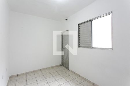 Quarto 1 de casa para alugar com 2 quartos, 80m² em Vila Carrão, São Paulo