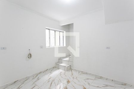 Sala de casa para alugar com 2 quartos, 80m² em Vila Carrão, São Paulo