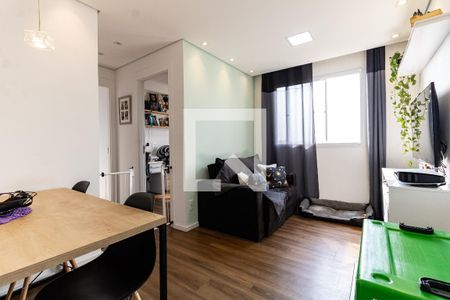 Sala de apartamento à venda com 2 quartos, 48m² em Jardim Santa Emilia, São Paulo