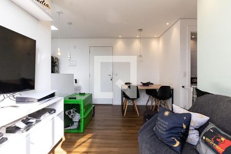 Sala de apartamento para alugar com 2 quartos, 48m² em Jardim Santa Emilia, São Paulo