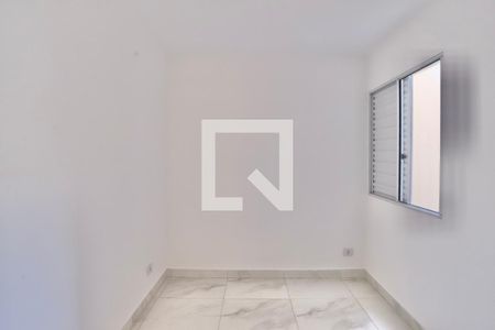 Quarto 1 de apartamento para alugar com 2 quartos, 46m² em Vila Invernada, São Paulo