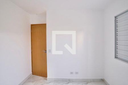 Quarto 2 de apartamento para alugar com 2 quartos, 46m² em Vila Invernada, São Paulo