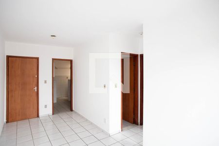 Sala de apartamento para alugar com 2 quartos, 45m² em Sagrada Família, Belo Horizonte