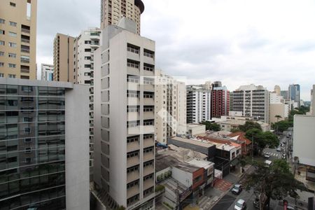 Vista da Sala de apartamento à venda com 3 quartos, 135m² em Itaim Bibi, São Paulo