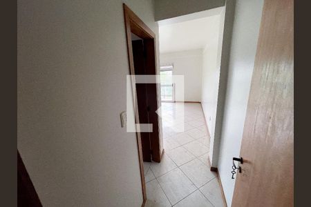 Corredor  de apartamento para alugar com 3 quartos, 200m² em Vicentina, São Leopoldo