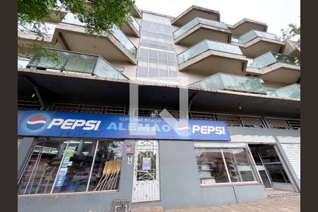 Apartamento para alugar com 200m², 3 quartos e 1 vaga Apartamento para alugar com 200m², 3 quartos e 1 vagaFachada