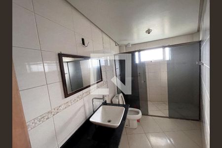 Apartamento para alugar com 200m², 3 quartos e 1 vaga Apartamento para alugar com 200m², 3 quartos e 1 vagaBanheiro da Suíte