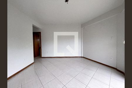 Apartamento para alugar com 200m², 3 quartos e 1 vaga Apartamento para alugar com 200m², 3 quartos e 1 vagaSuíte