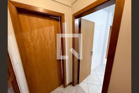 Corredor de apartamento para alugar com 3 quartos, 200m² em Vicentina, São Leopoldo