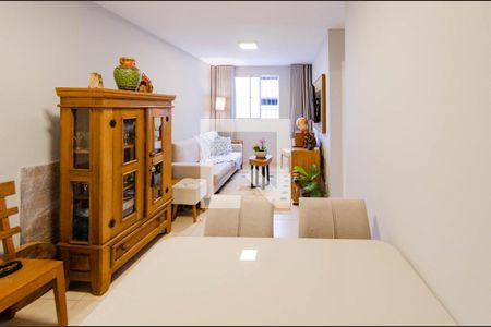 Sala de apartamento à venda com 2 quartos, 60m² em Buritis, Belo Horizonte