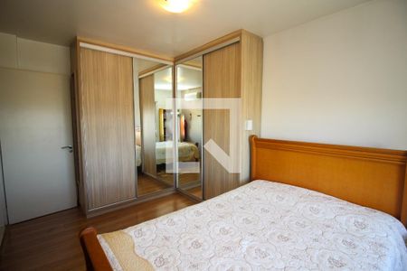 Quarto 1 de apartamento à venda com 2 quartos, 61m² em Cristal, Porto Alegre