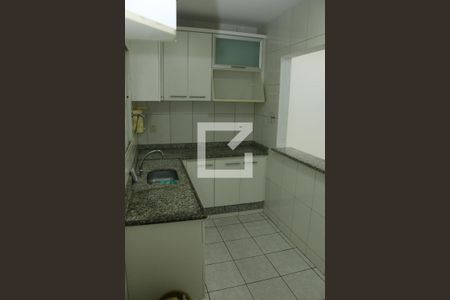 Cozinha de casa para alugar com 2 quartos, 65m² em Moquetá, Nova Iguaçu