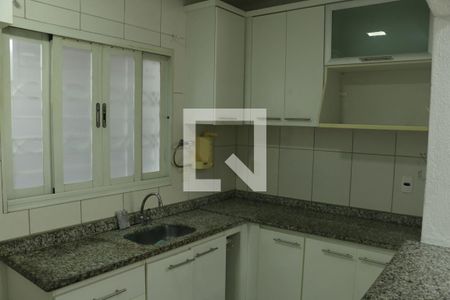 Cozinha de casa para alugar com 2 quartos, 65m² em Moquetá, Nova Iguaçu