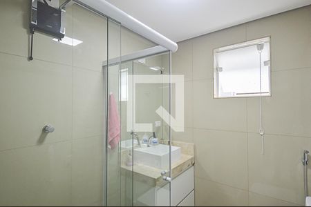 Banheiro da Suíte de apartamento à venda com 2 quartos, 100m² em Parque Terra Nova, São Bernardo do Campo